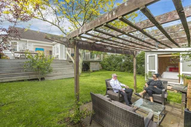 2 Winscombe Street Belmont_1