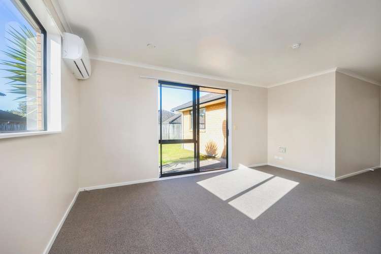 36 Misty Valley Drive Henderson_9