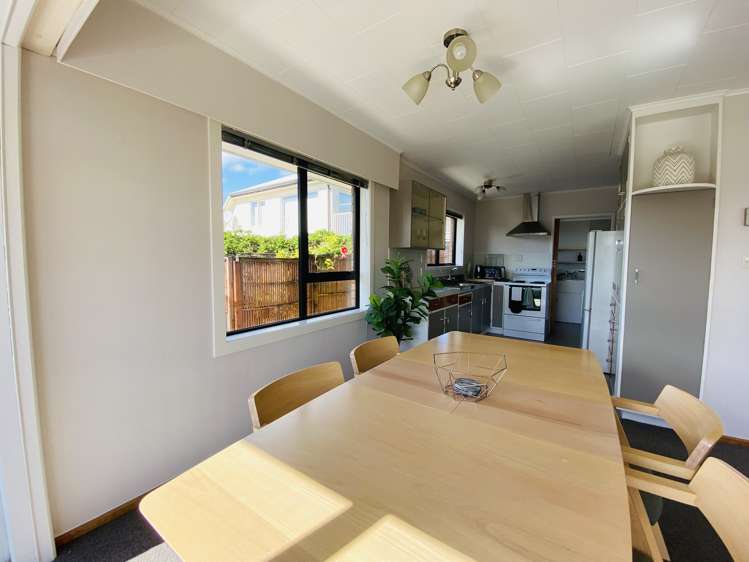 143 Seddon Street Pukekohe_6