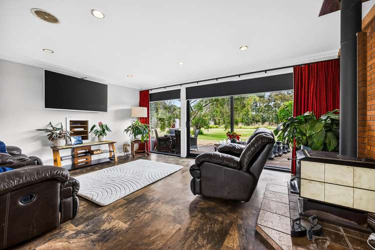 107 Gordon Road Pollok_31