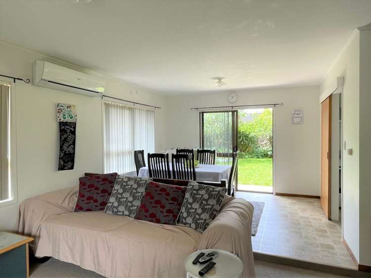 7 Rathgar Road Henderson_4