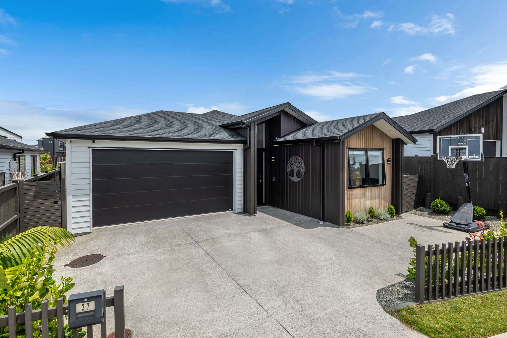37 Matahae Crescent Milldale_0