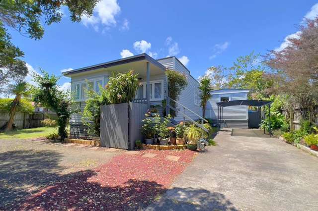 57 Springs Road Parakai_1