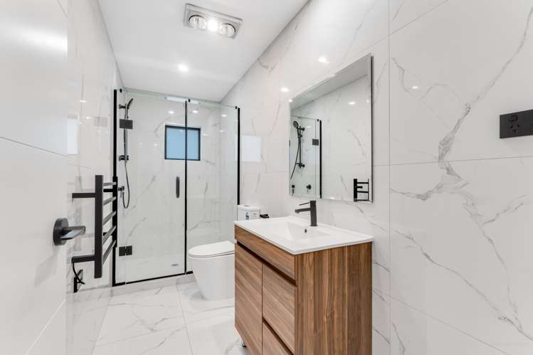 4/2 Donnell Avenue Favona_10