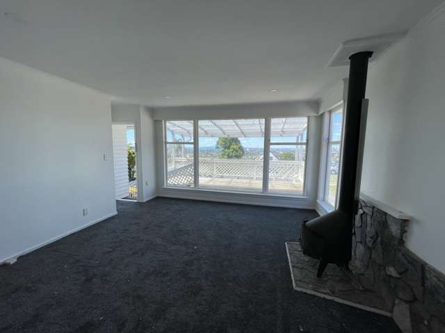 1/154 Sunset Road Unsworth Heights_4