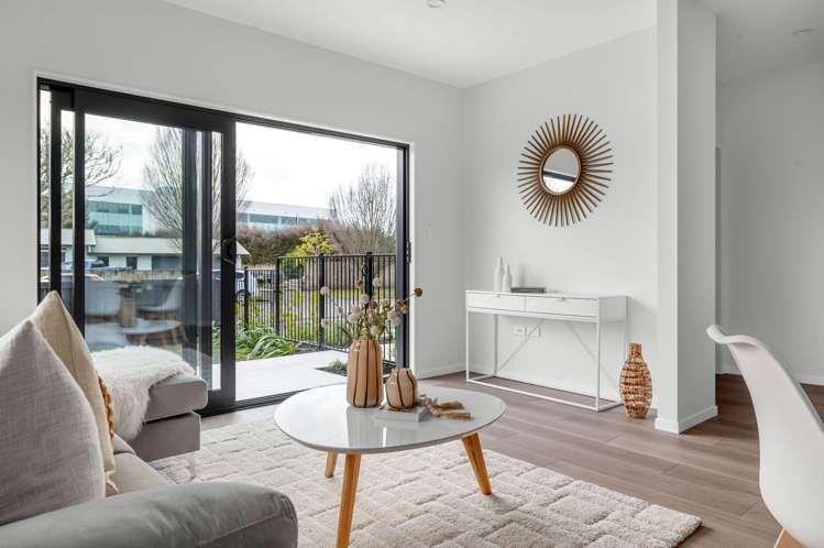 2/27 Cotton Street_4