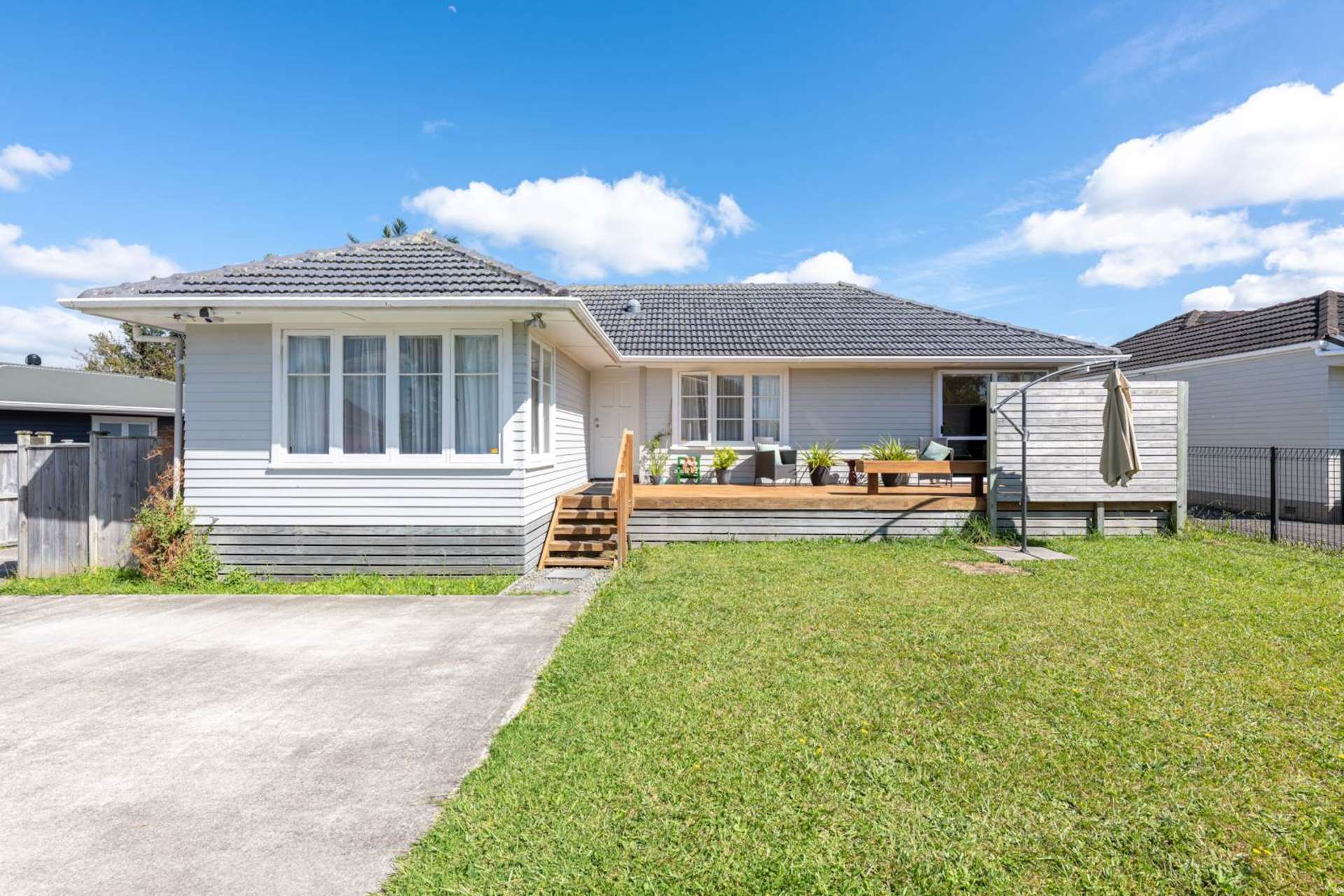 69 Neil Avenue Te Atatu Peninsula_0