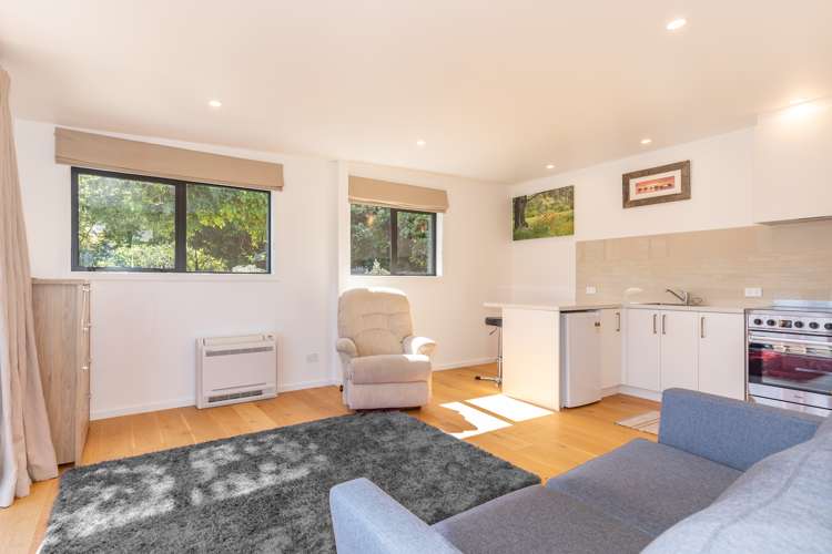 560 Peninsula Road Kelvin Heights_16