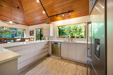 2/27 Appleyard Crescent_4