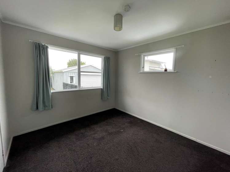 6 Burlington Place Manurewa_10