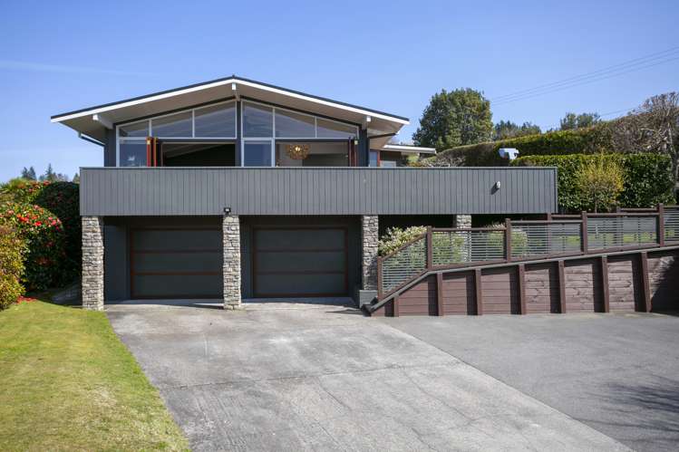 1 Besley Place Acacia Bay_24