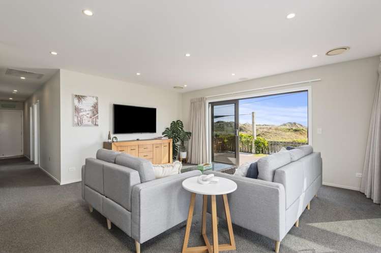 20 Ocean Beach Street Foxton Beach_4