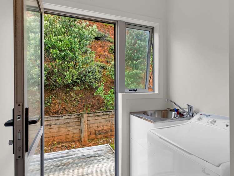 17 Rauparaha Street Marokopa_6