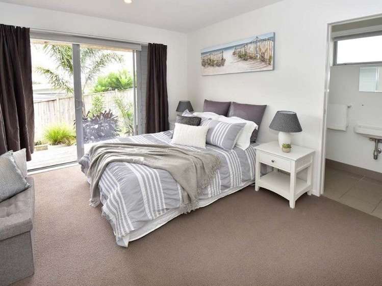 20 Hawaiian Parade Arkles Bay_16