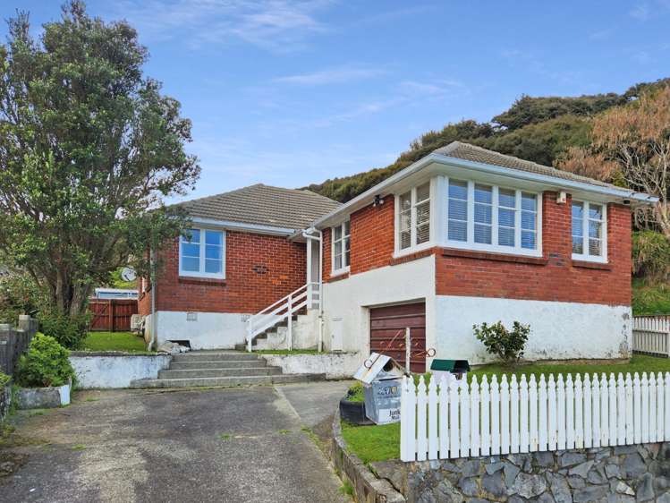 270 Waddington Drive_0