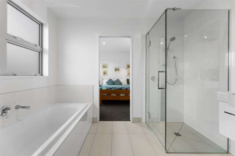 33 Hamill Road Halswell_11