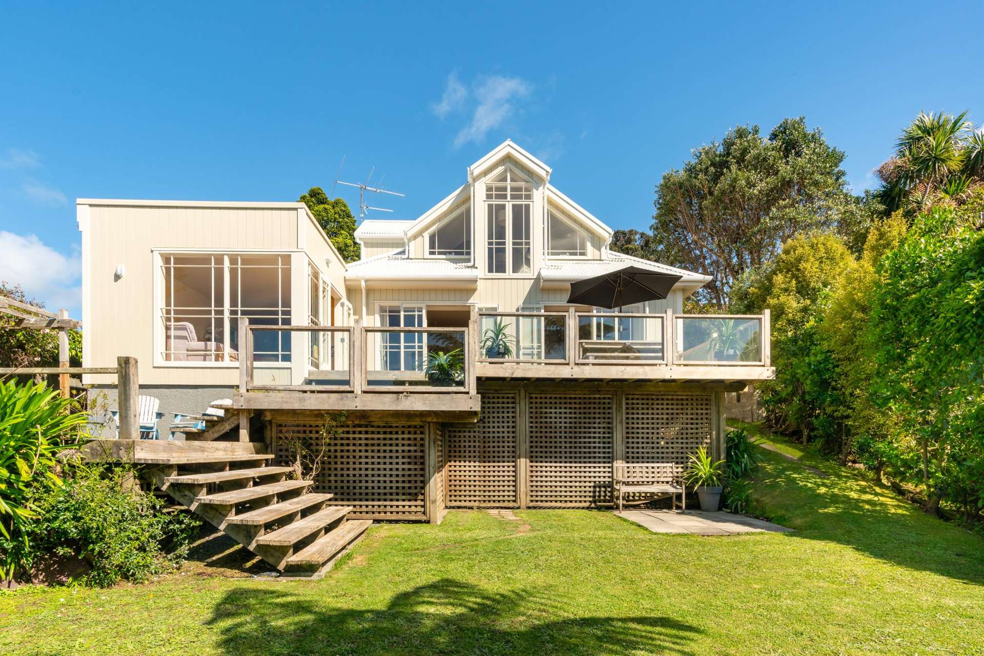 99 Messines Road Karori_0