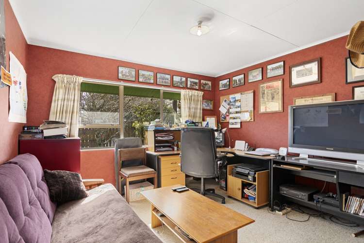 61 Eighty Eight Valley Road Wakefield_12