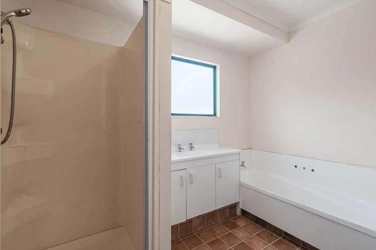 46 Welcome Bay Lane Hairini_6