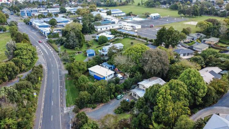 60 Hone Heke Road_0