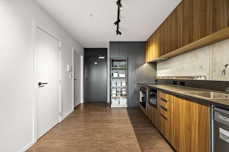 405/21 King Street Mount Cook_10