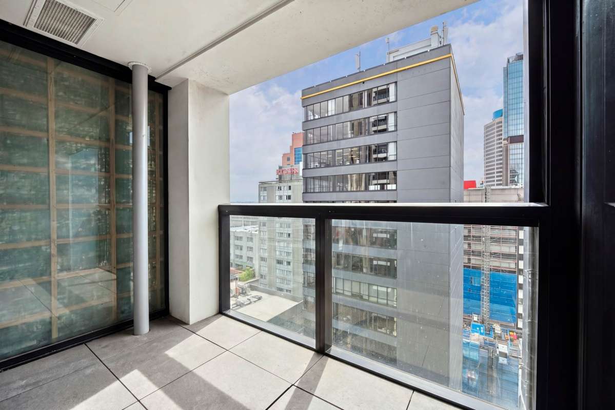1307/75 Victoria Street West_4