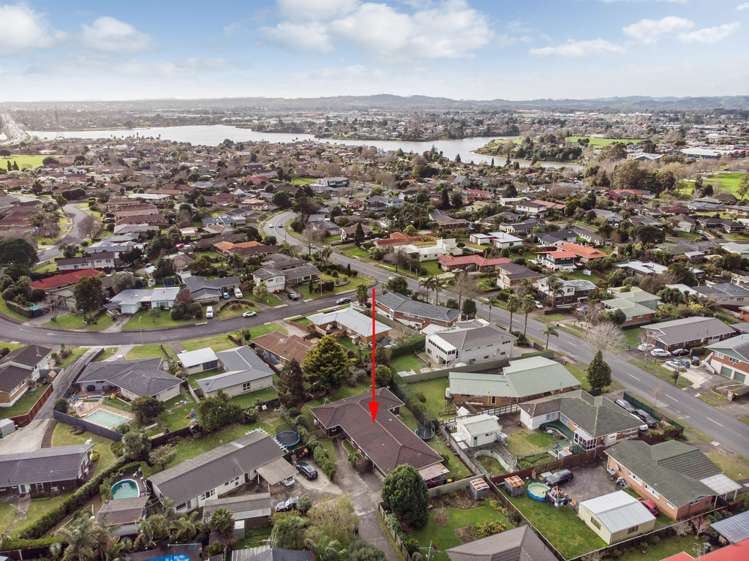 5 Barnhill Crescent Pahurehure_17