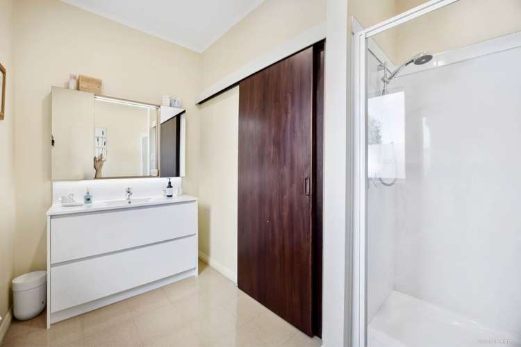 15 Weston Avenue Papatoetoe_13