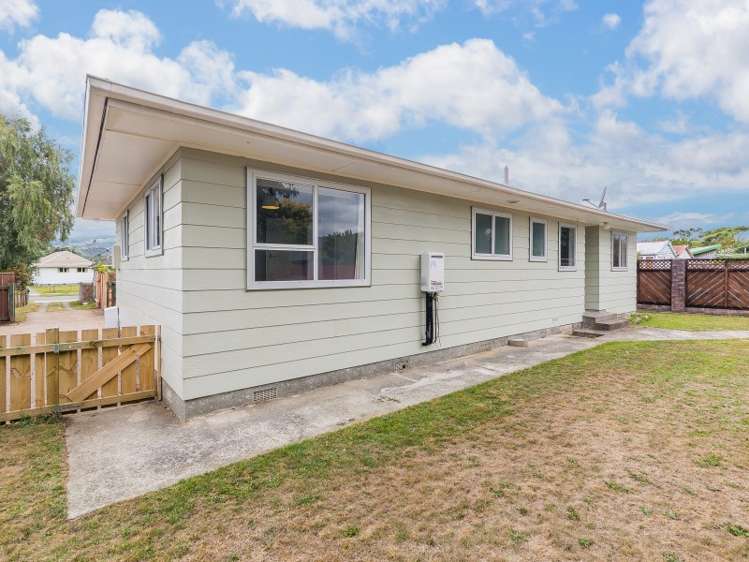 2/27 Sheridan Crescent Trentham_2