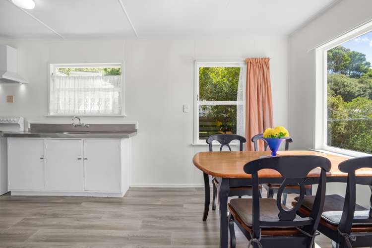 7 Hamstead Street Wainuiomata_6