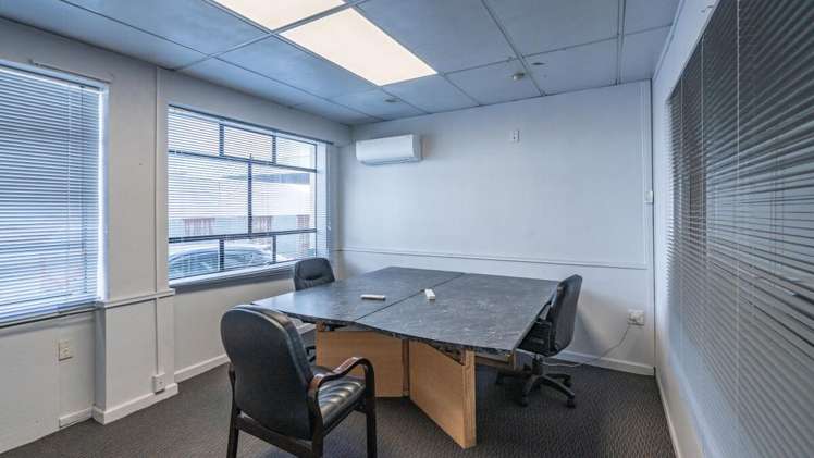 135 Ferry Road Waltham_10