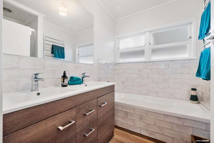 13 Mcphail Street Birkdale_8