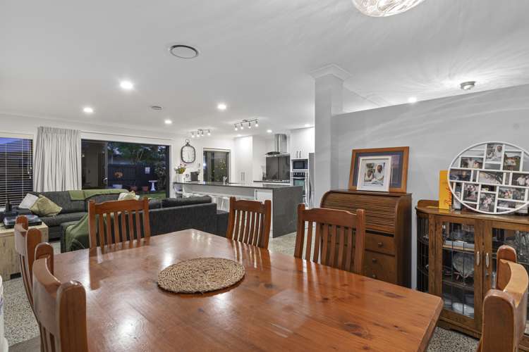 6 Serena Key Papamoa_13