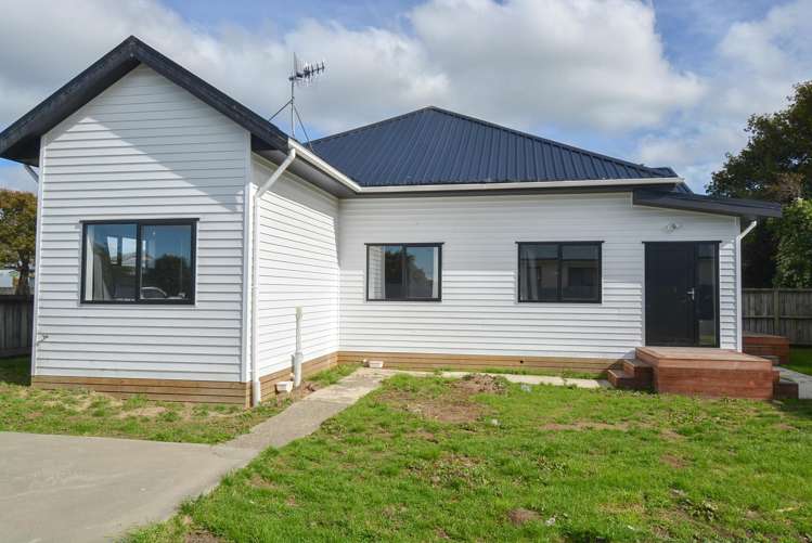 214 Elles Road_2