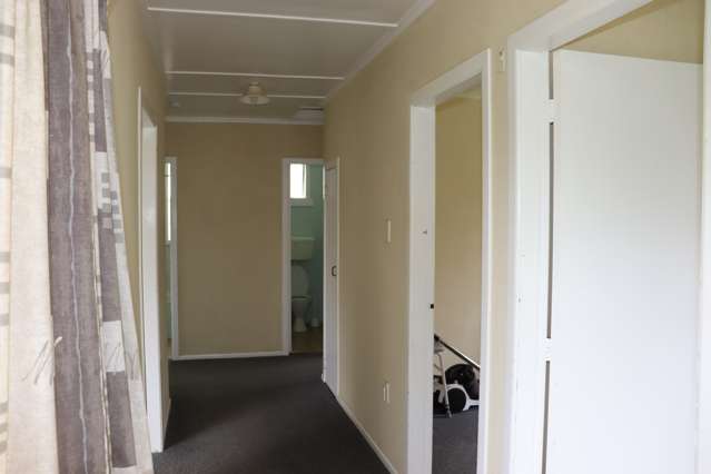 277 Gordon Road Toko_4