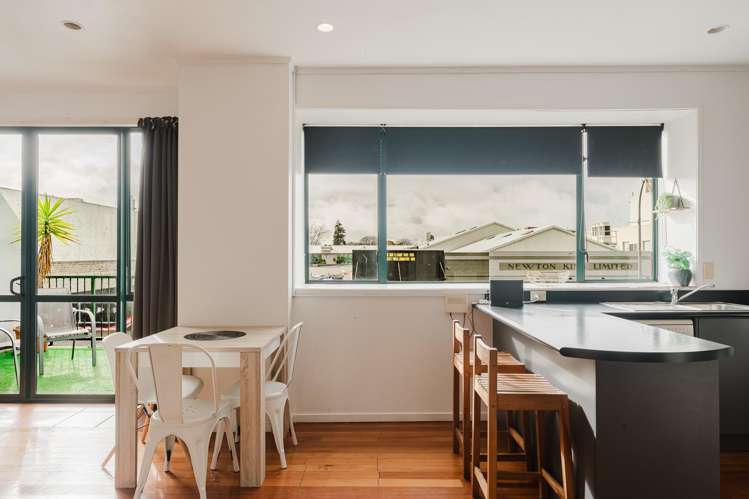 4/641 Victoria Street Hamilton Central_5