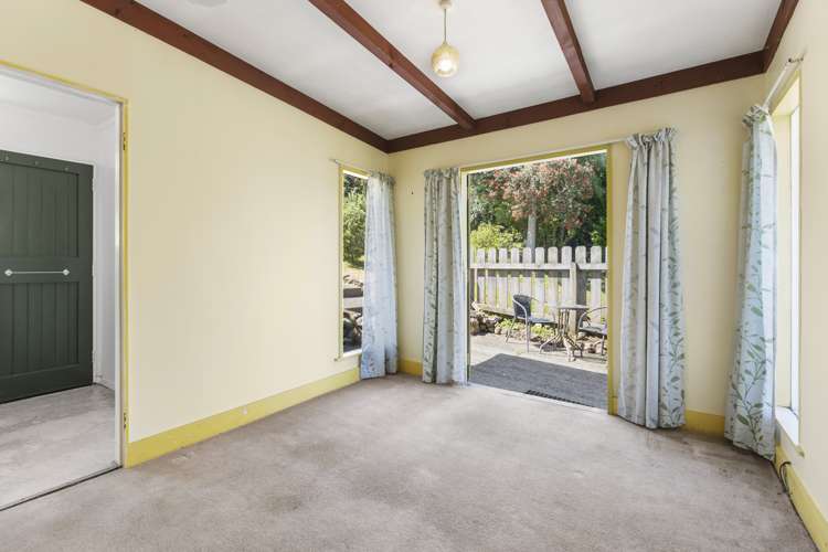 36 Ocean Road Surfdale_5