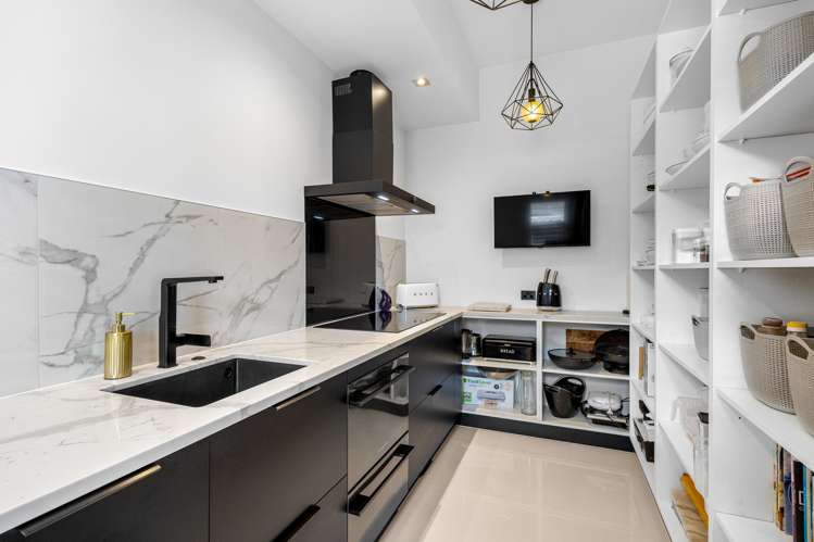 1 Moraine Street Lincoln_7