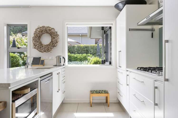 1/12 Sunset Street Hilltop_12