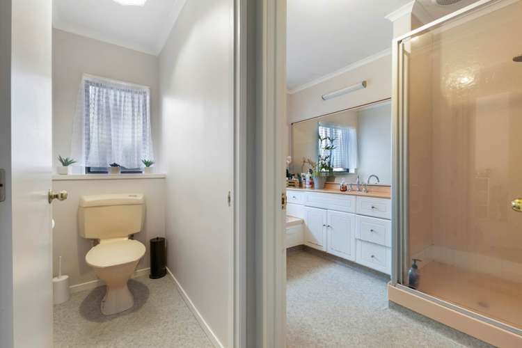 84 Mirrabooka Avenue Botany Downs_17