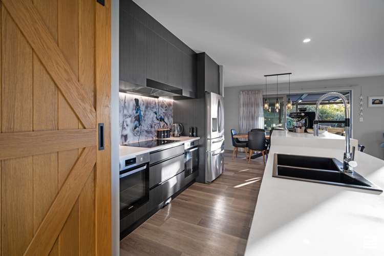 10 Kissling Terrace Pyes Pa_6