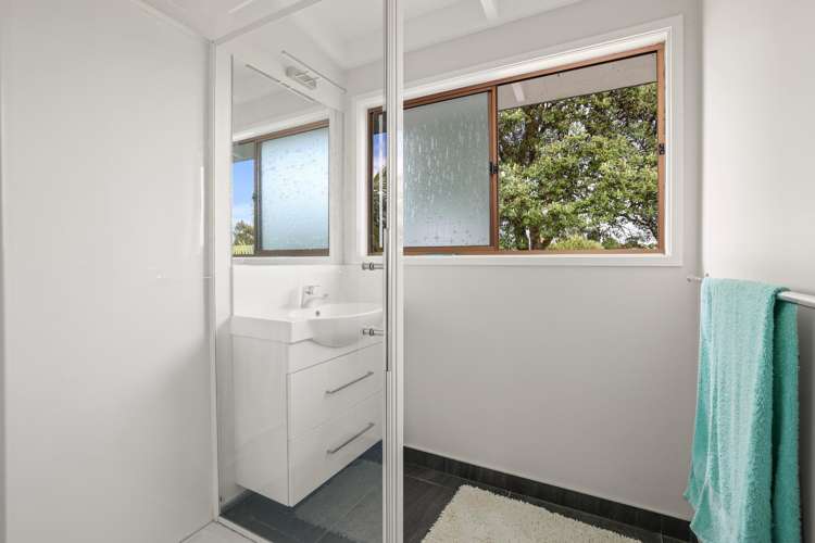 3 Kauri Crescent Snells Beach_21