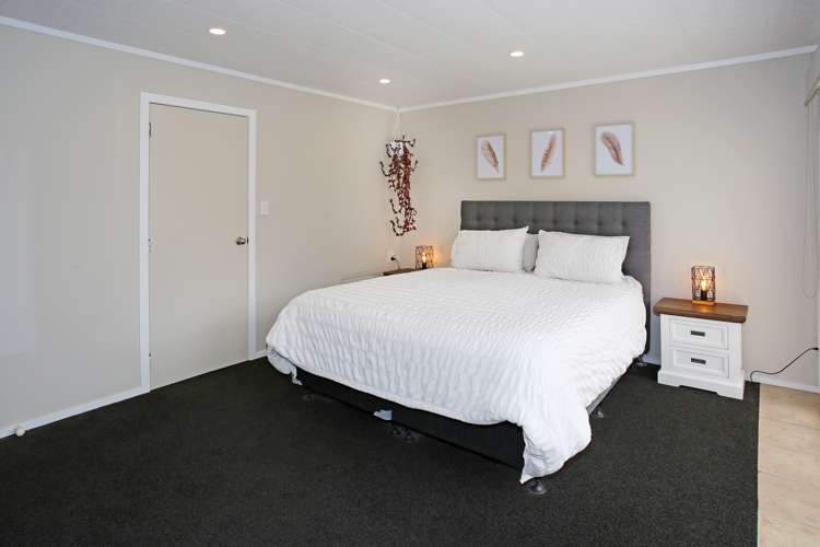 12 Millen Place Clarks Beach_19