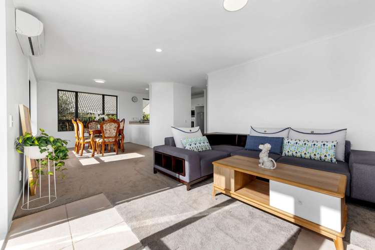 43 Fernbrook Close Pakuranga Heights_4