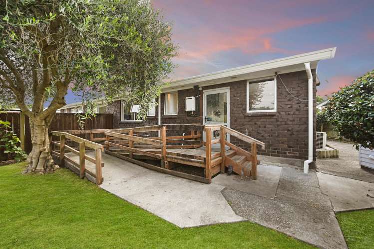 16B Bradley Place Nawton_12