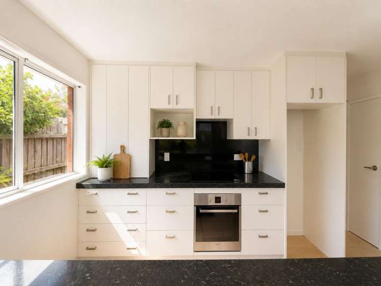 6 Rowanwood Close 1447_1
