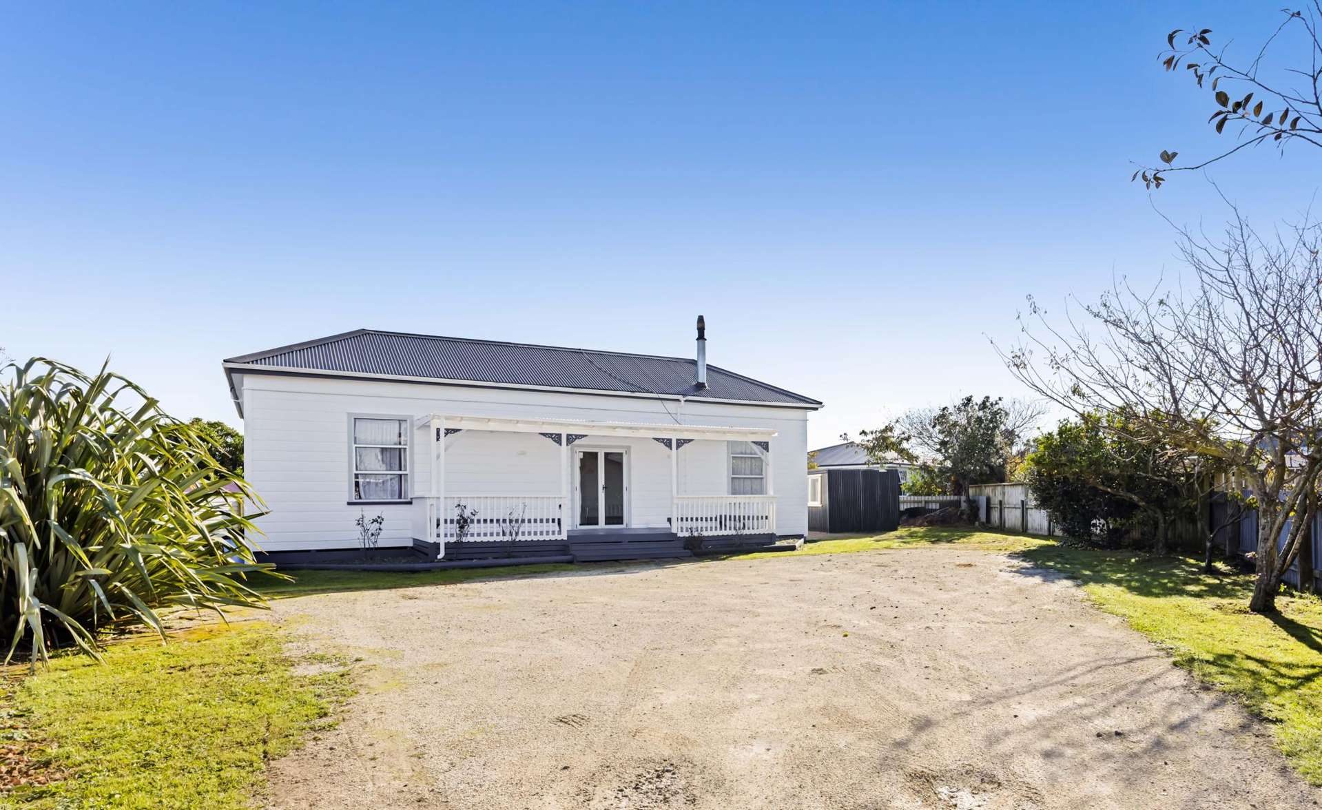 176 Glover Road Hawera_0