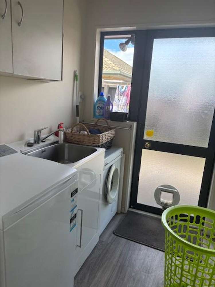 17 Showgate Ave Sockburn_10