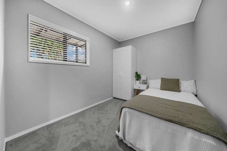 2/60 Flanshaw Road Te Atatu South_6