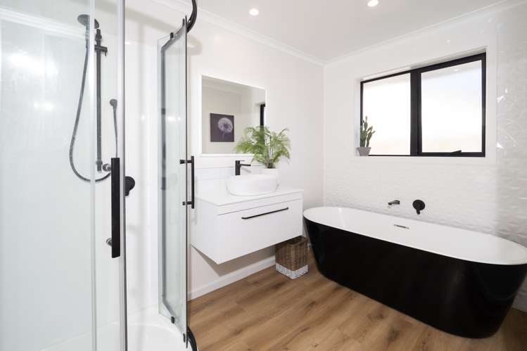 147a Racecourse Road Allenton_13